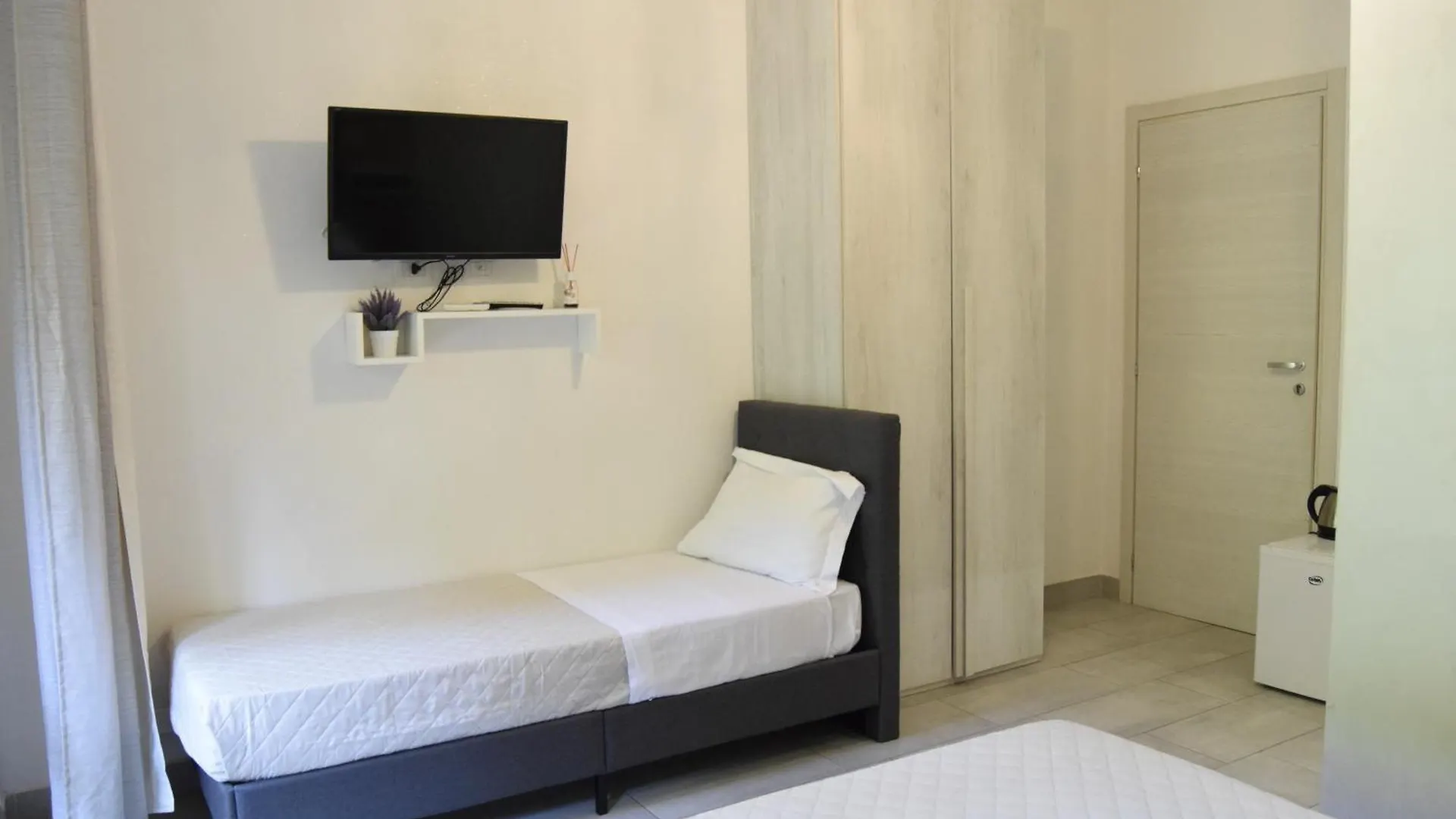 Saint Peter Elegance Suite Rom 0*,