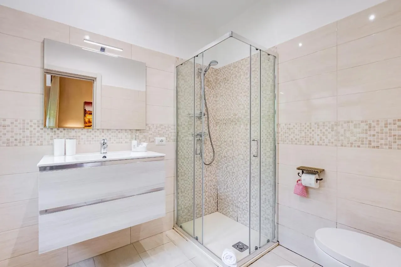 Couette-café Saint Peter Elegance Suite Rome