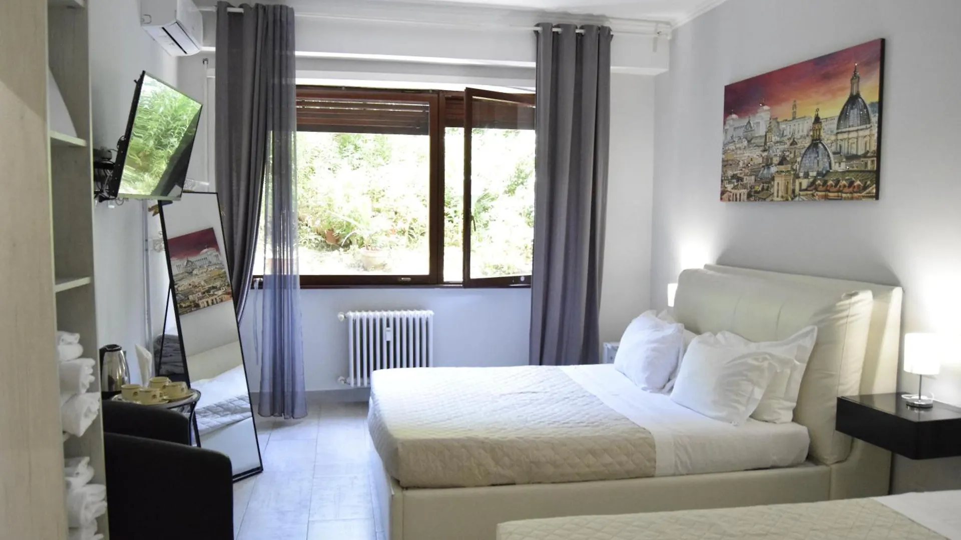 Couette-café Saint Peter Elegance Suite Rome Italie