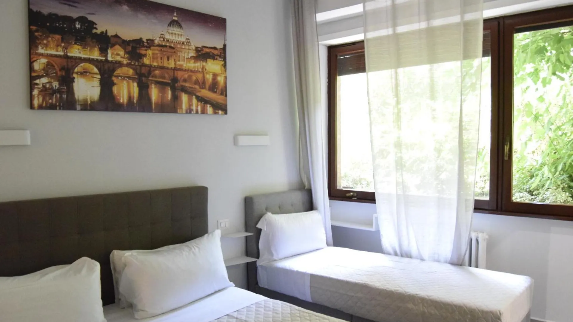 Saint Peter Elegance Suite Rome Couette-café